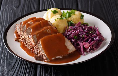  Binzhouer Sauerbraten mit Karotten –  Ein unwiderstehlicher Mix aus süßer Sauce und zartem Fleisch!