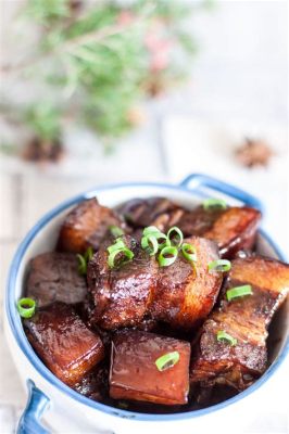  Daqing-Style Braised Pork Belly mit einer schmelzenden, süßen Soße und knackigen Frühlingszwiebeln – Sind Sie bereit für einen kulinarischen Höhenflug?